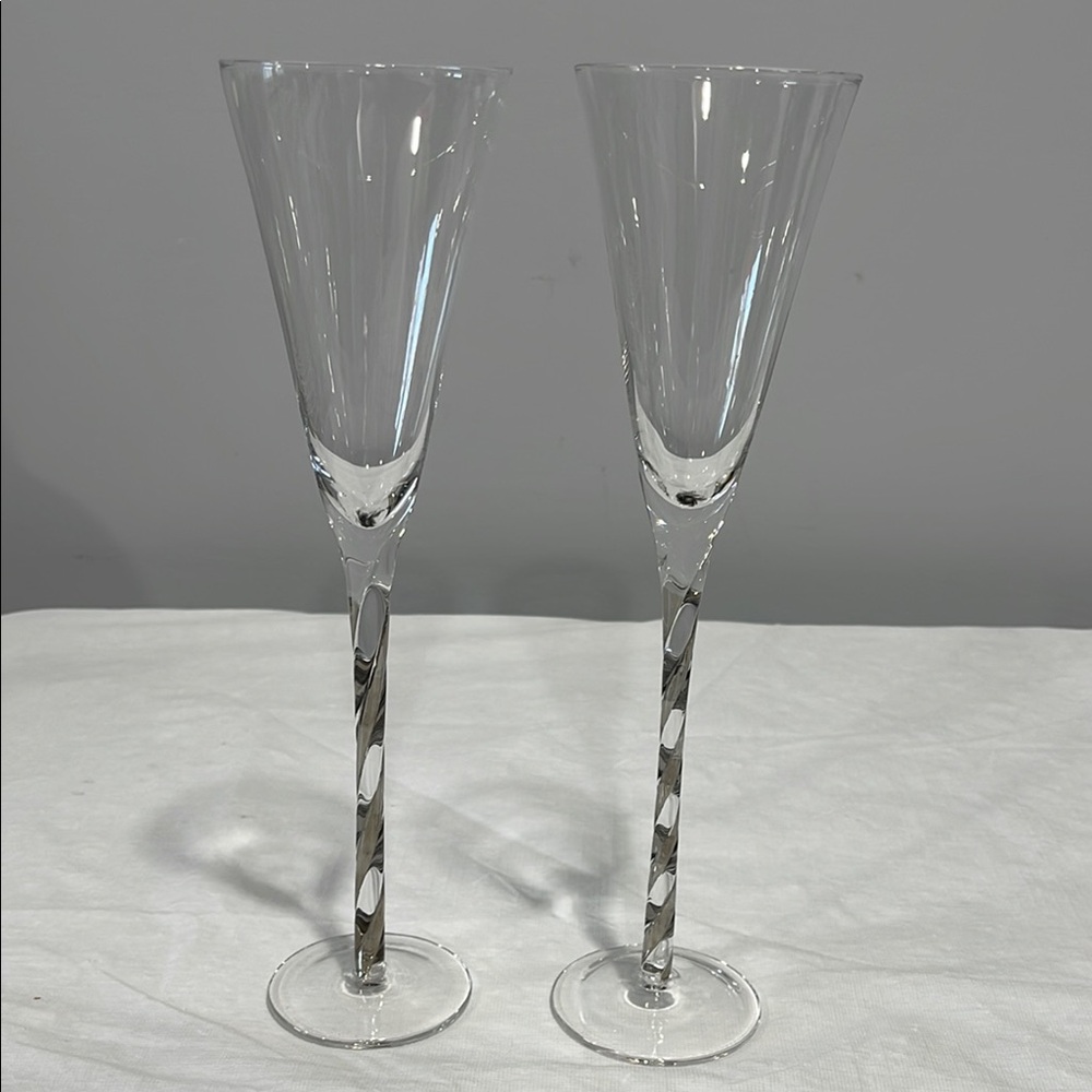 Scandinavian Hand Blown Glass Toasting Flutes Twisted Stem 11” Silver Optic Stem